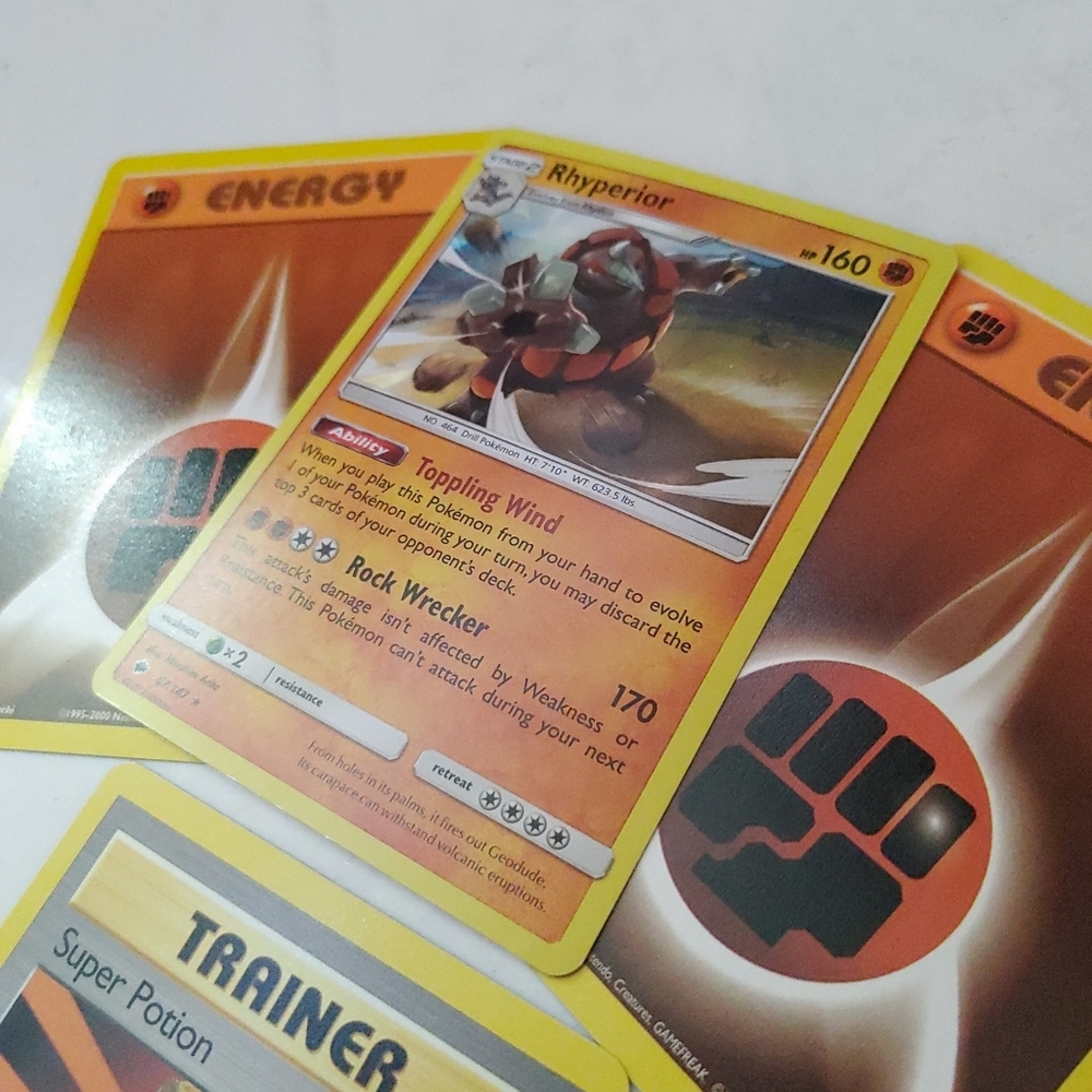 Pokemon RHYPERIOR 67/147 holo card